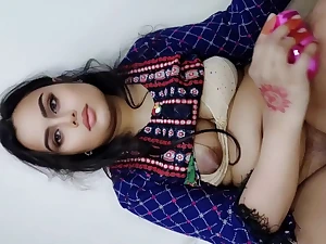 Desi Stepsister Indian Mature Bhabi and Brit Bhabi kitchen garden a super-hot desi tete-